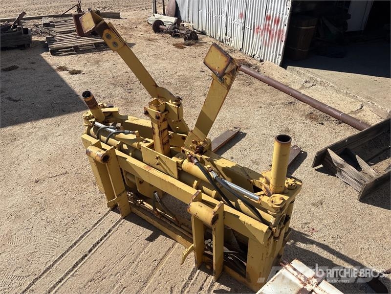 Brandt BD62 50 in Wheel Loader Forks Fourche