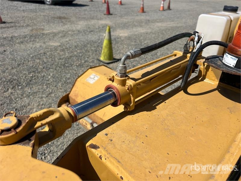 Broce BB250B Автоматични метачки с четки