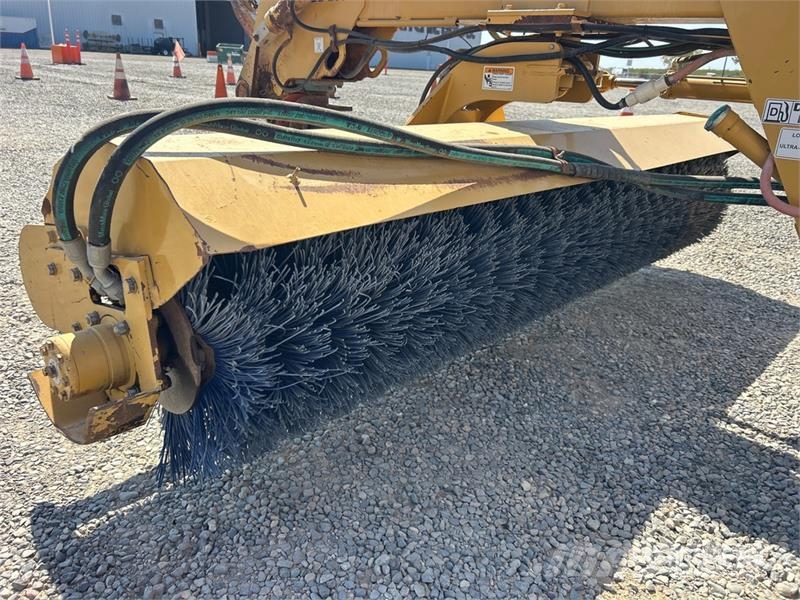 Broce BB250B Автоматични метачки с четки