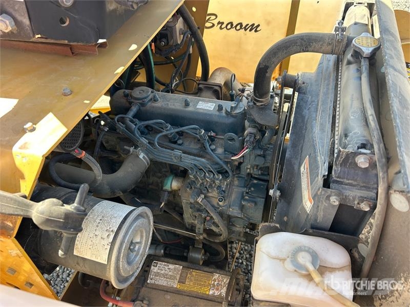 Broce BB250B Автоматични метачки с четки