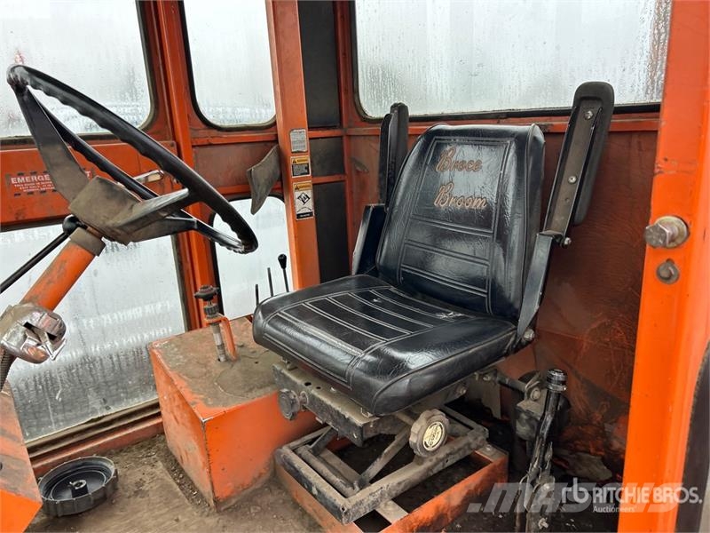 Broce RC350 Автоматични метачки с четки