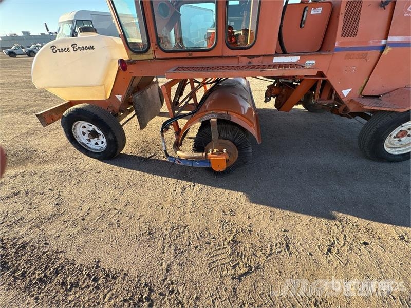 Broce RCT 350 Self-Propelled Broom Sweepers