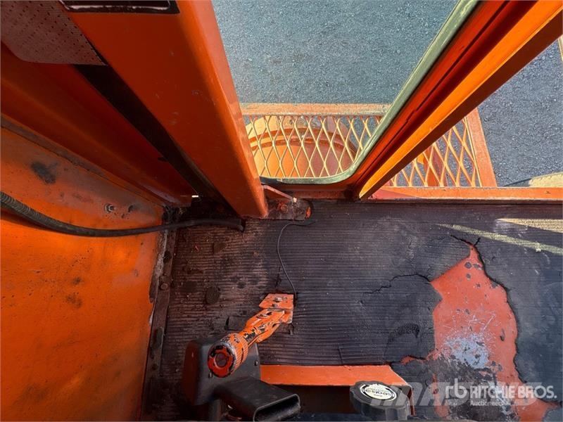 Broce RCT 350 Self-Propelled Broom Sweepers