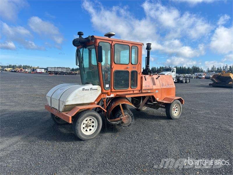 Broce RJ350 Sweepers