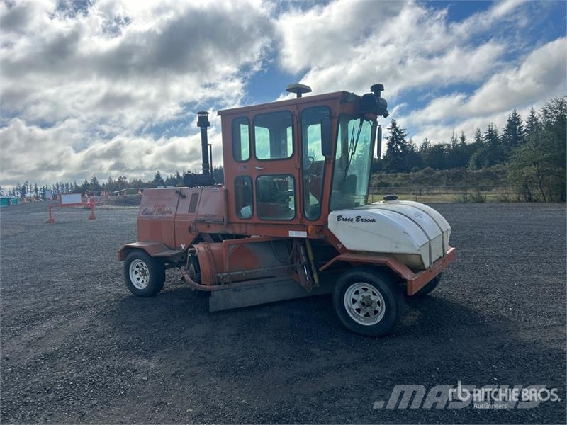 Broce RJ350 Sweepers