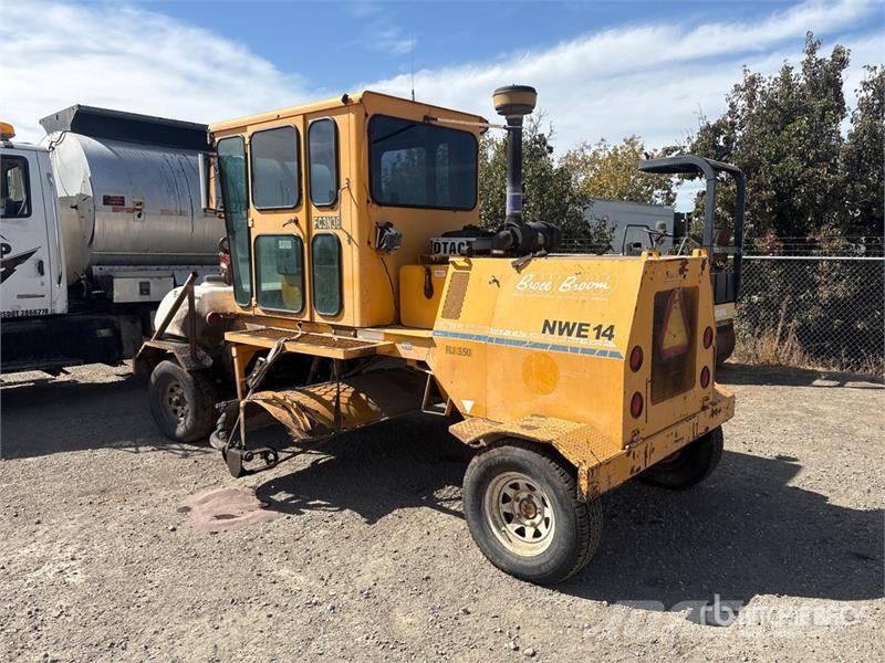 Broce RJ350 Sweepers