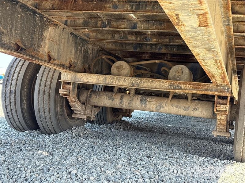 Brock's 38 ft T/A Gooseneck Equipment Trailer Járműszállító pótkocsik