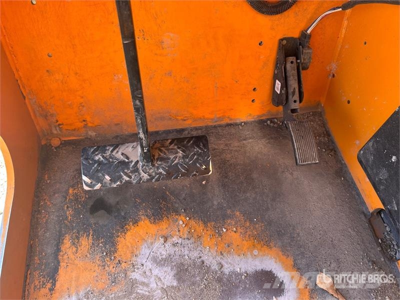 Broderson IC-200-3J 30000 lb Carry Deck Crane Andre kraner
