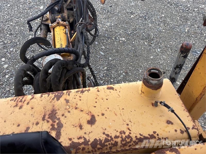Bron 150 Tracked Cable Plow Plugovi