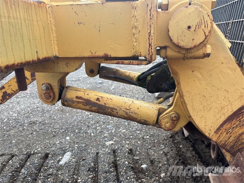 Bron 150 Tracked Cable Plow Plugovi