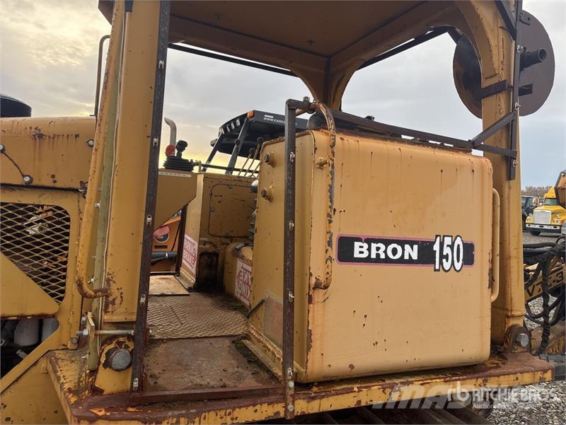Bron 150WT Tracked Cable Plow Arados