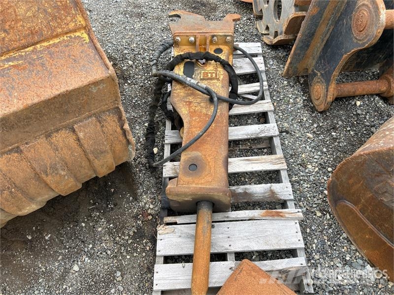 BTI Q/C Hydraulic Breaker Martelos / Rompedores