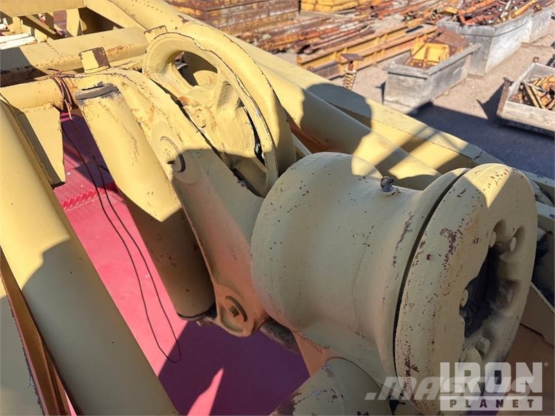 Bucyrus Erie Erie 30B 60 ton 8x4 Lattice-Boom Truck Crane Запчасти для кранов