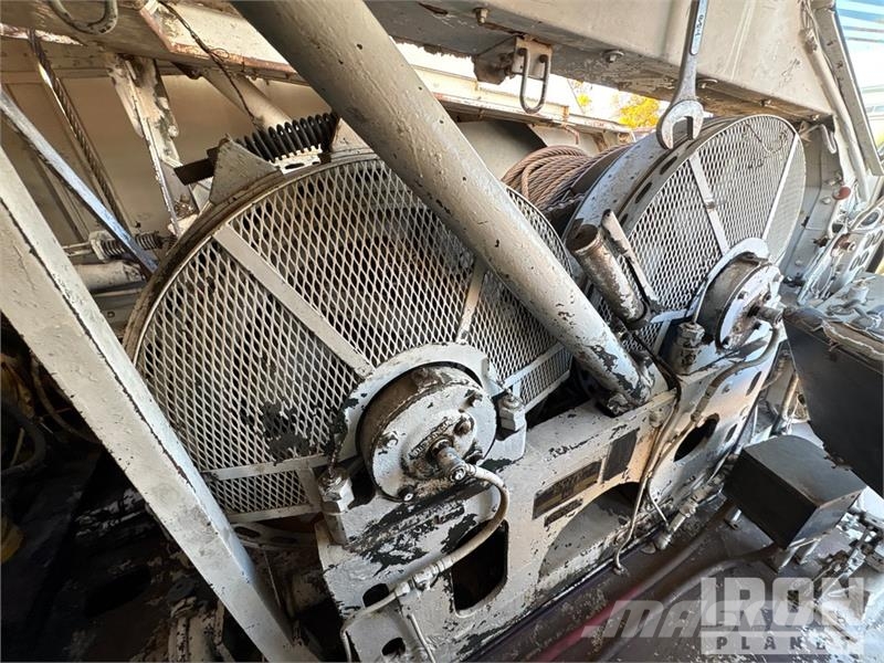 Bucyrus Erie Erie 30B 60 ton 8x4 Lattice-Boom Truck Crane Запчасти для кранов