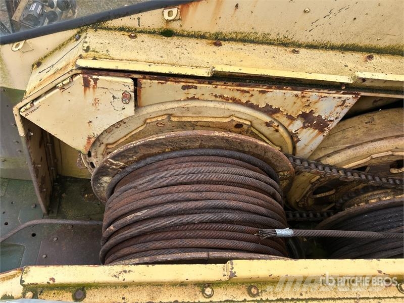 Bucyrus Erie Erie 30B 60 ton Lattice-Boom Crawler Crane クローラクレーン