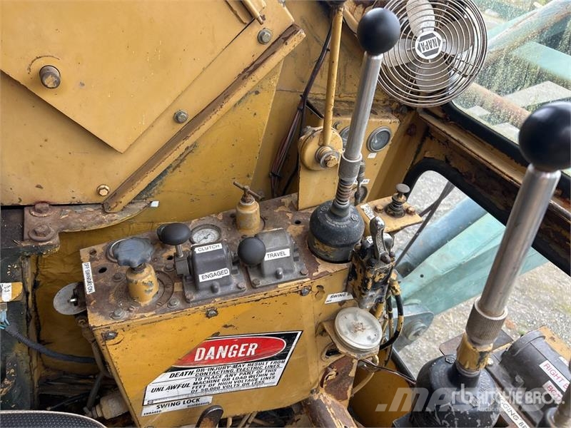 Bucyrus Erie Erie 30B 60 ton Lattice-Boom Crawler Crane クローラクレーン