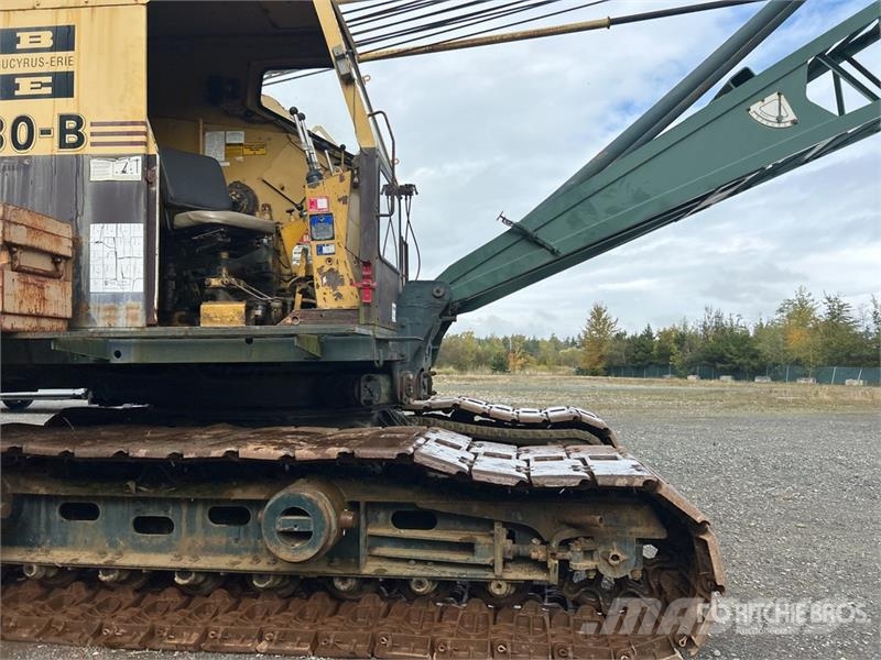Bucyrus Erie Erie 30B 60 ton Lattice-Boom Crawler Crane クローラクレーン