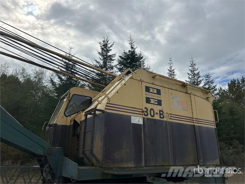 Bucyrus Erie Erie 30B 60 ton Lattice-Boom Crawler Crane クローラクレーン