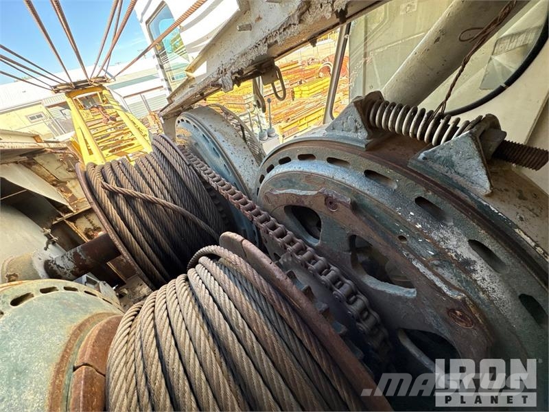 Bucyrus Erie Erie 30B 60 ton 8x4 Lattice-Boom Truck Crane Запчасти для кранов