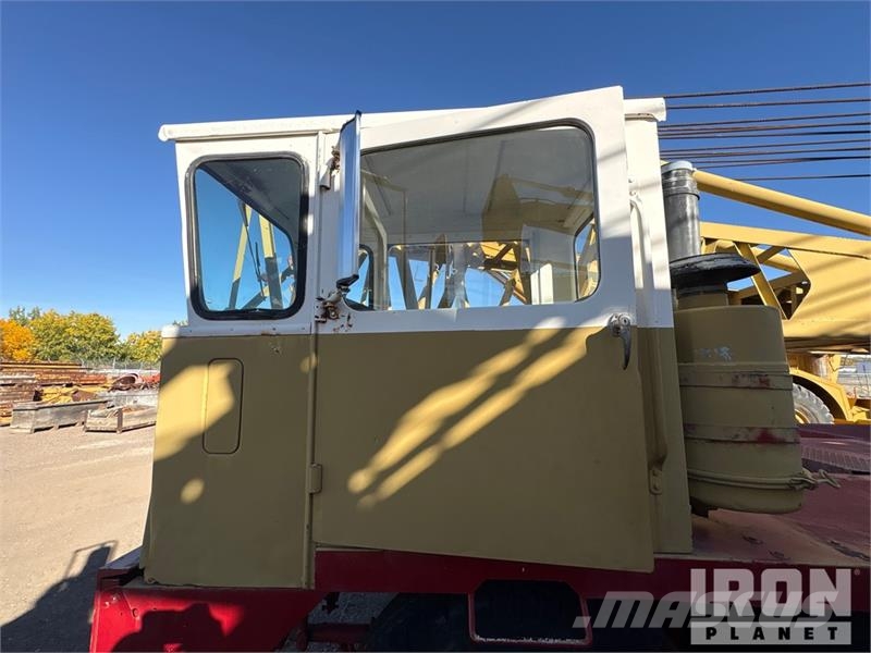 Bucyrus Erie Erie 30B 60 ton 8x4 Lattice-Boom Truck Crane Запчасти для кранов