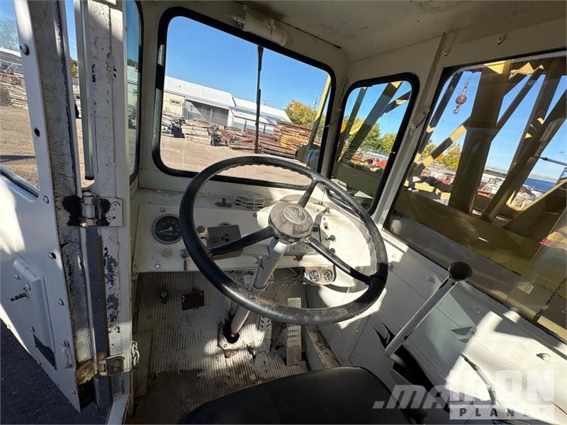 Bucyrus Erie Erie 30B 60 ton 8x4 Lattice-Boom Truck Crane Запчасти для кранов