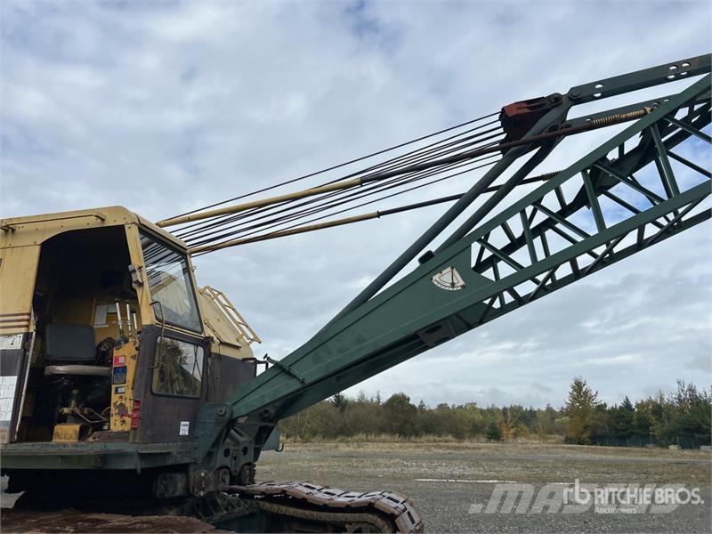 Bucyrus Erie Erie 30B 60 ton Lattice-Boom Crawler Crane クローラクレーン