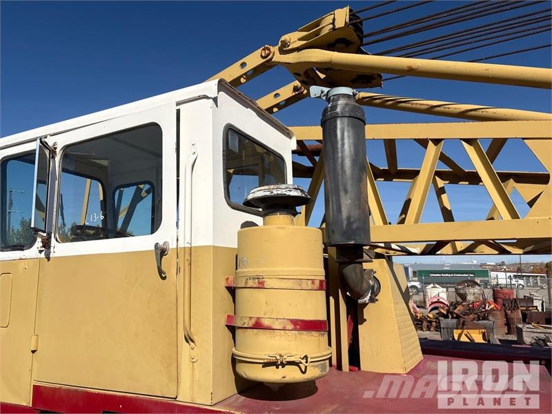 Bucyrus Erie Erie 30B 60 ton 8x4 Lattice-Boom Truck Crane Запчасти для кранов