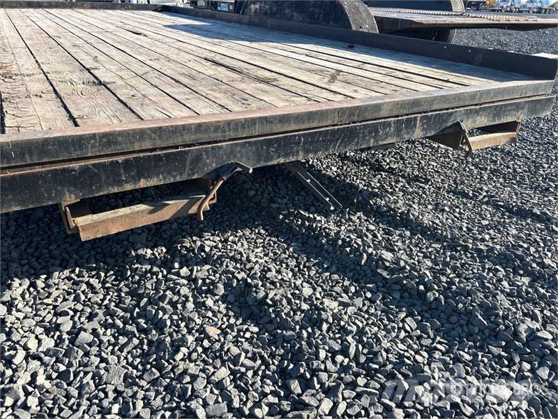 Bulldog 16 ft T/A Equipment Trailer Biltransporter henger