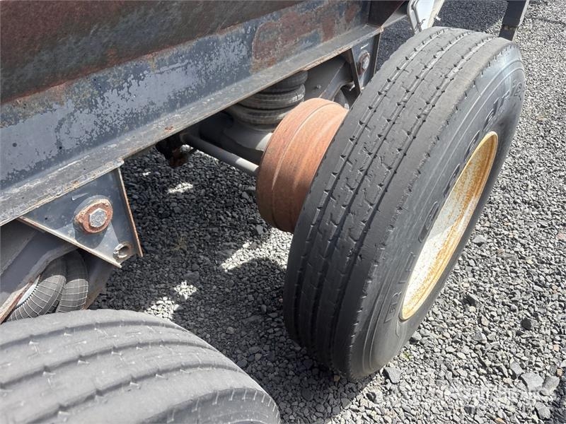 Burch ST100 Five/A Roll-Off Trailer 裝載運輸拖車