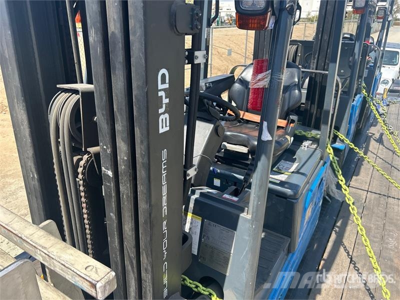 BYD ECB18C 3430 lb Forklift Iné