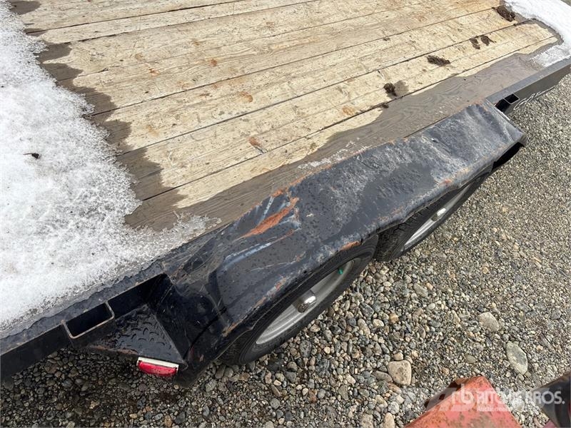 C & B 16 ft T/A Utility Trailer Citas piekabes