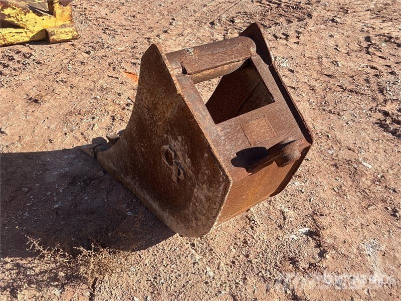 C & P & P 16 in Q/ Digging Excavator Bucket 挖斗