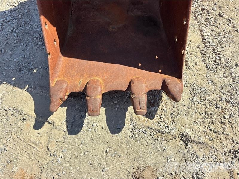 C & P & P 29 in Excavator Bucket Kašike / Korpe