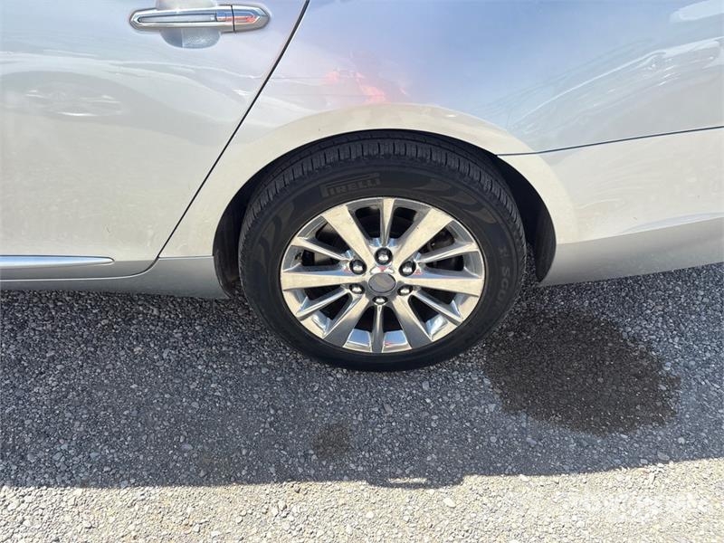 Cadillac XTS 汽车