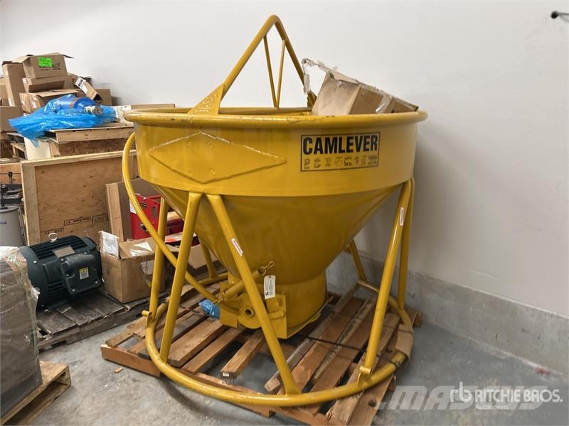  Camlever Concrete Bucket (Unused) コンクリートアクセサリー・アタッチメント