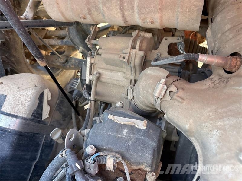 Can-am 4x4 Utility Vehicle ماكينات منفعة عامة