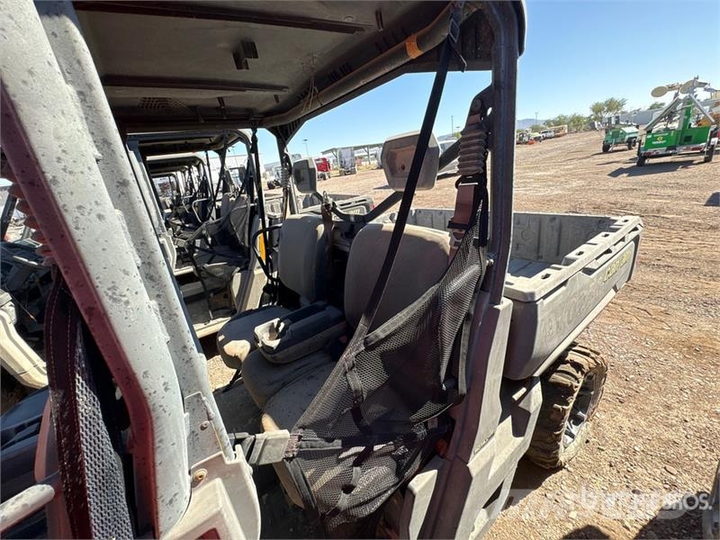 Can-am 4x4 Utility Vehicle ماكينات منفعة عامة