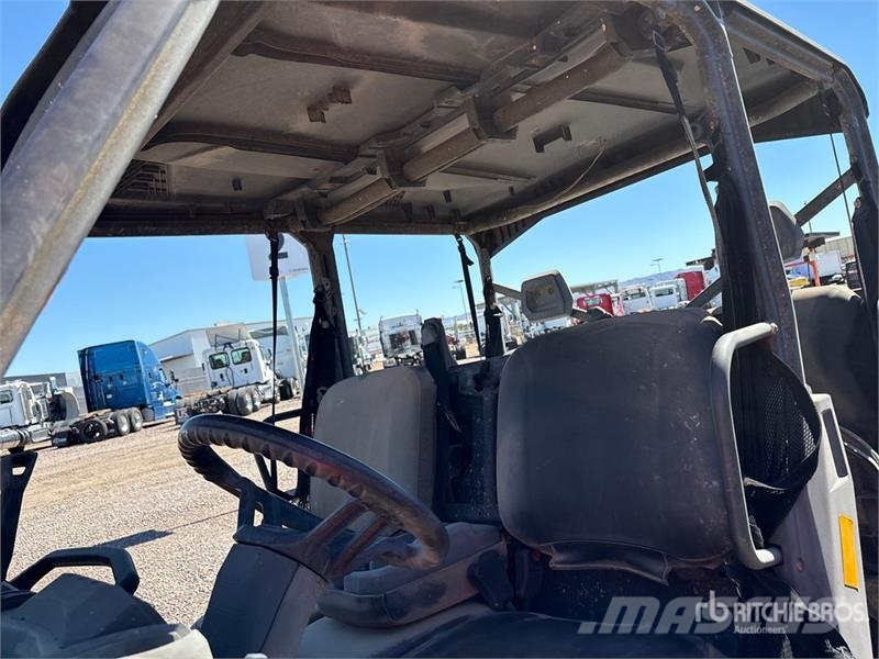 Can-am 4x4 Utility Vehicle 多用途機械