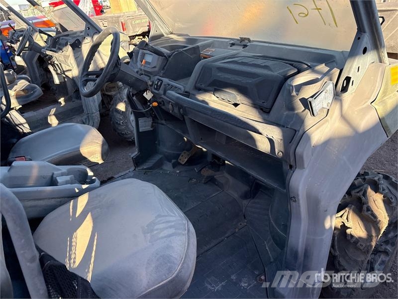 Can-am 4x4 Utility Vehicle Utility machines