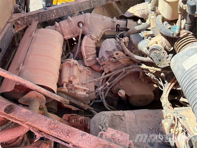 Can-am 4x4 Utility Vehicle 多用途機械