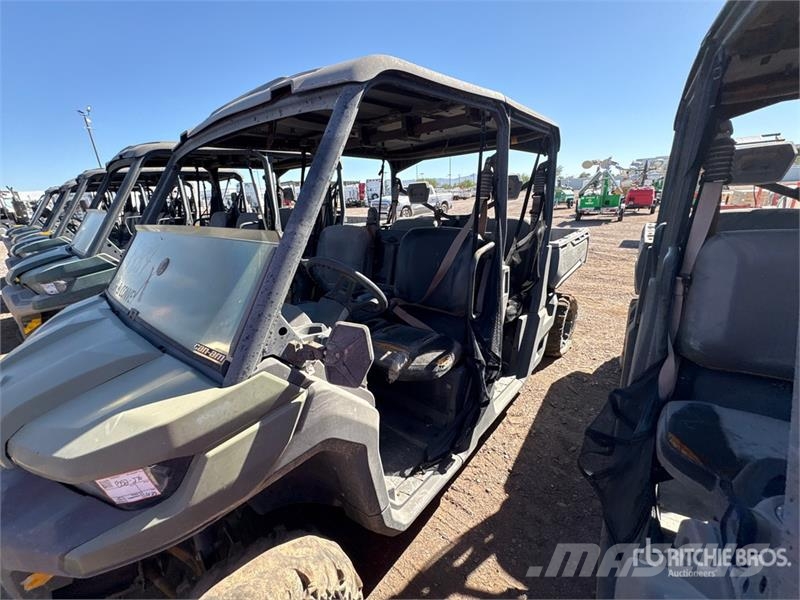 Can-am 4x4 Utility Vehicle ماكينات منفعة عامة
