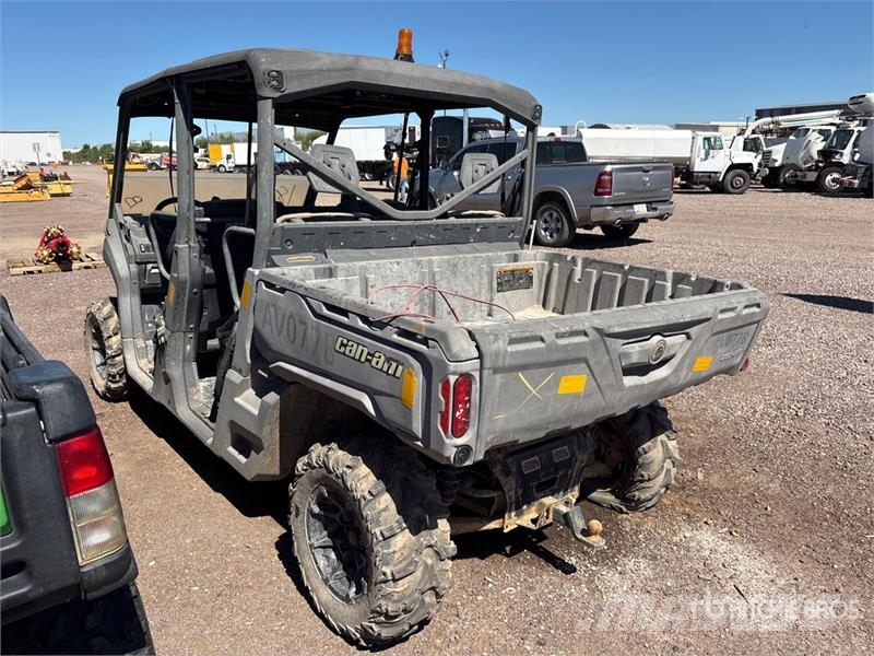 Can-am 4x4 Utility Vehicle 多用途機械