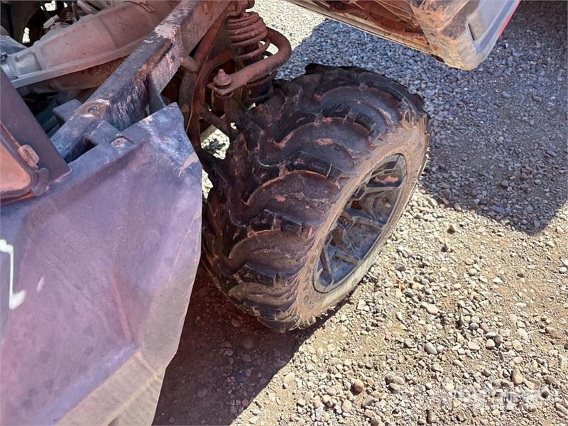 Can-am 4x4 Utility Vehicle ماكينات منفعة عامة