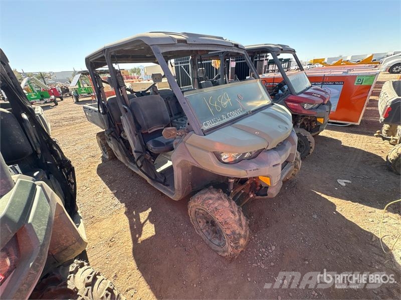 Can-am 4x4 Utility Vehicle ماكينات منفعة عامة