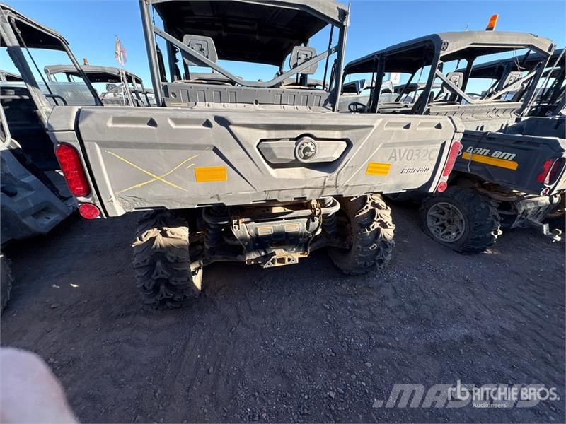 Can-am 4x4 Utility Vehicle Utility machines