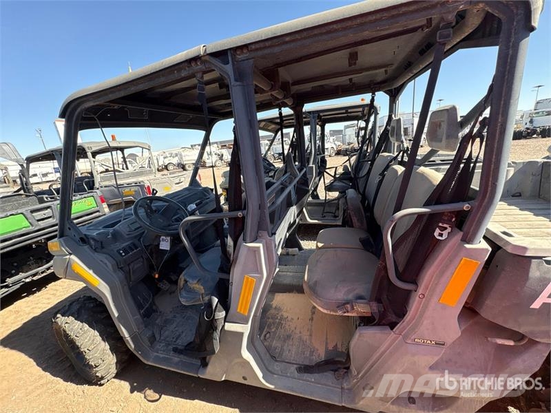 Can-am 4x4 Utility Vehicle ماكينات منفعة عامة