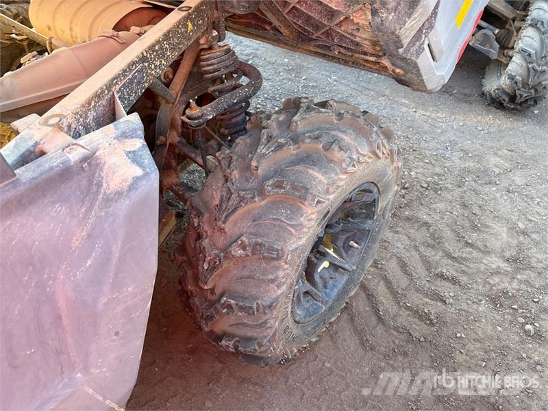 Can-am 4x4 Utility Vehicle Utility machines