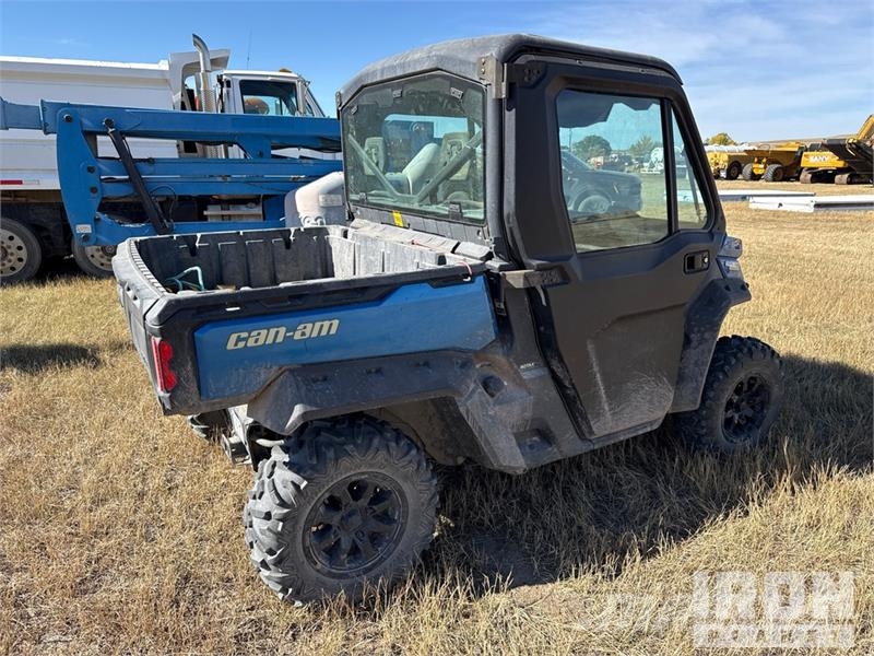 Can-am Defender 4x4 ATV Квадроциклы