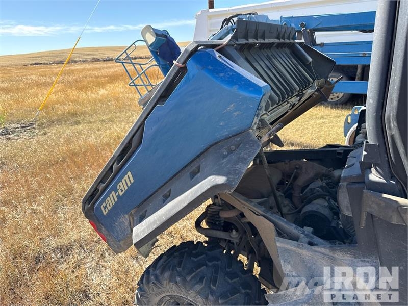 Can-am Defender 4x4 ATV Квадроциклы