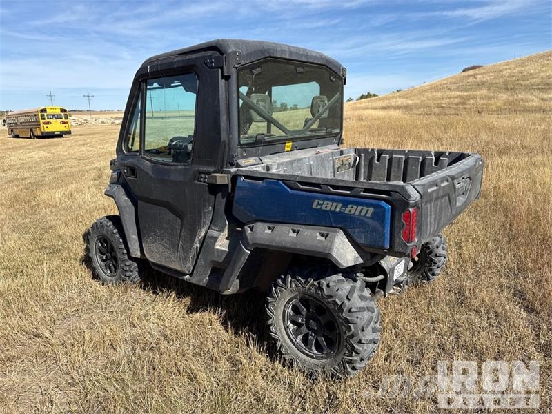 Can-am Defender 4x4 ATV Квадроциклы